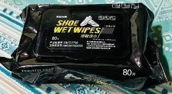 Natural Sneaker & Shoe Cleaner Wipes - 1 Pack